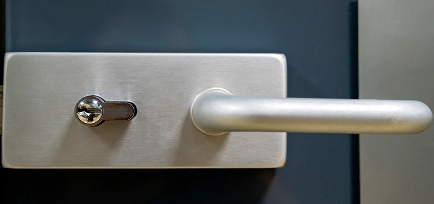 Change Patio Door Locks in Poway, California